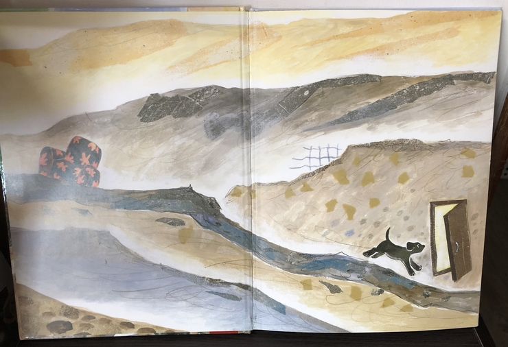 一扇門，一道光，或許那扇門的後頭是天堂？或許是仙境？大家可以想想蝴蝶頁為何這樣呈現？自家拍攝，版權所有