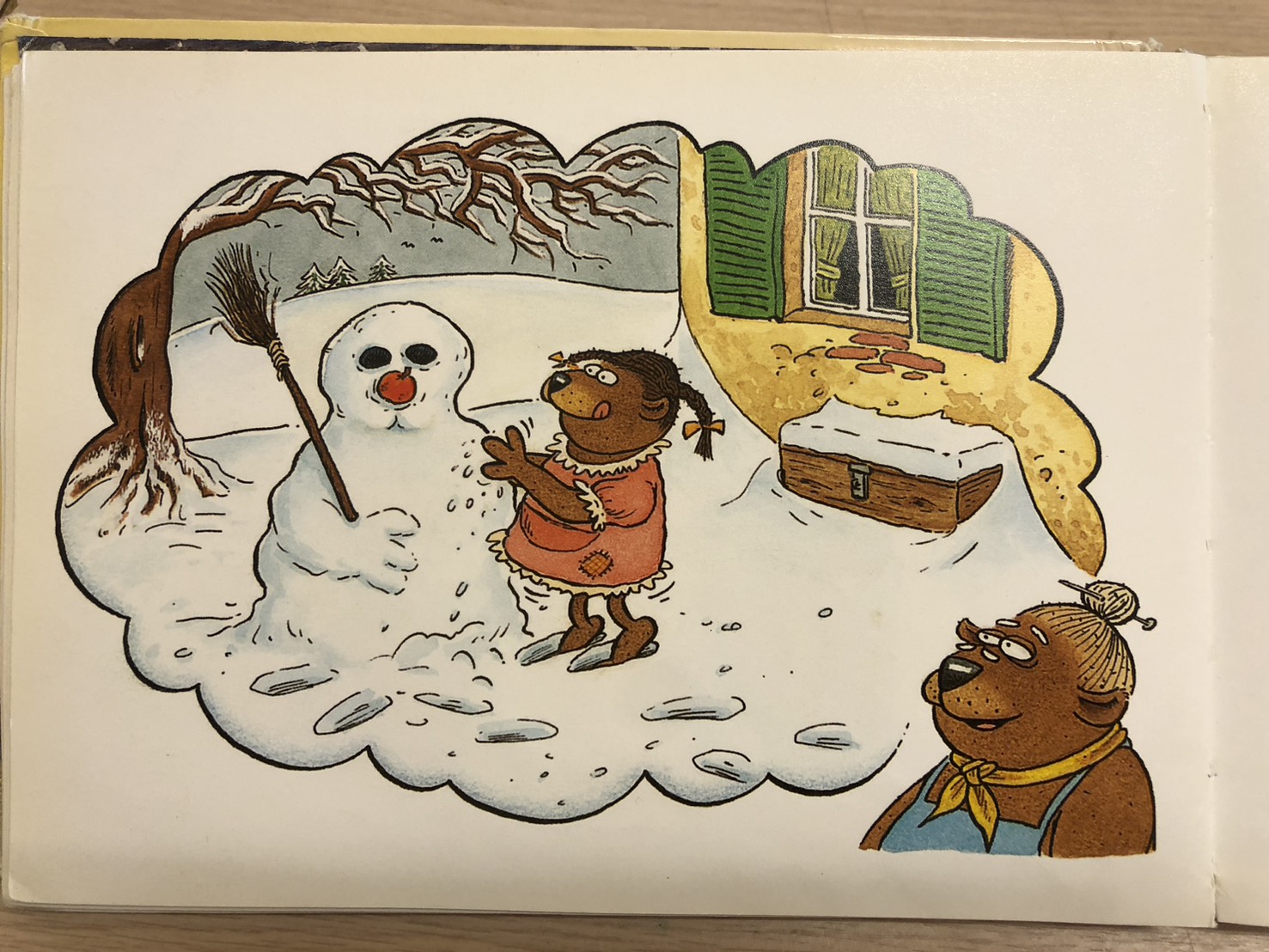 大熊奶奶呵呵笑說：「有啊，我看過的還不只一個呢！小時候，每年冬天，我都會在我家的花園做雪人。」孩子是讓每個大人去重新回顧自己內在小孩的契機，亦如大熊奶奶回憶自己童年的堆雪人記憶，當你去接受自己有不完美或有更多可能性的同時，你才可能長出一顆包容多元的心。